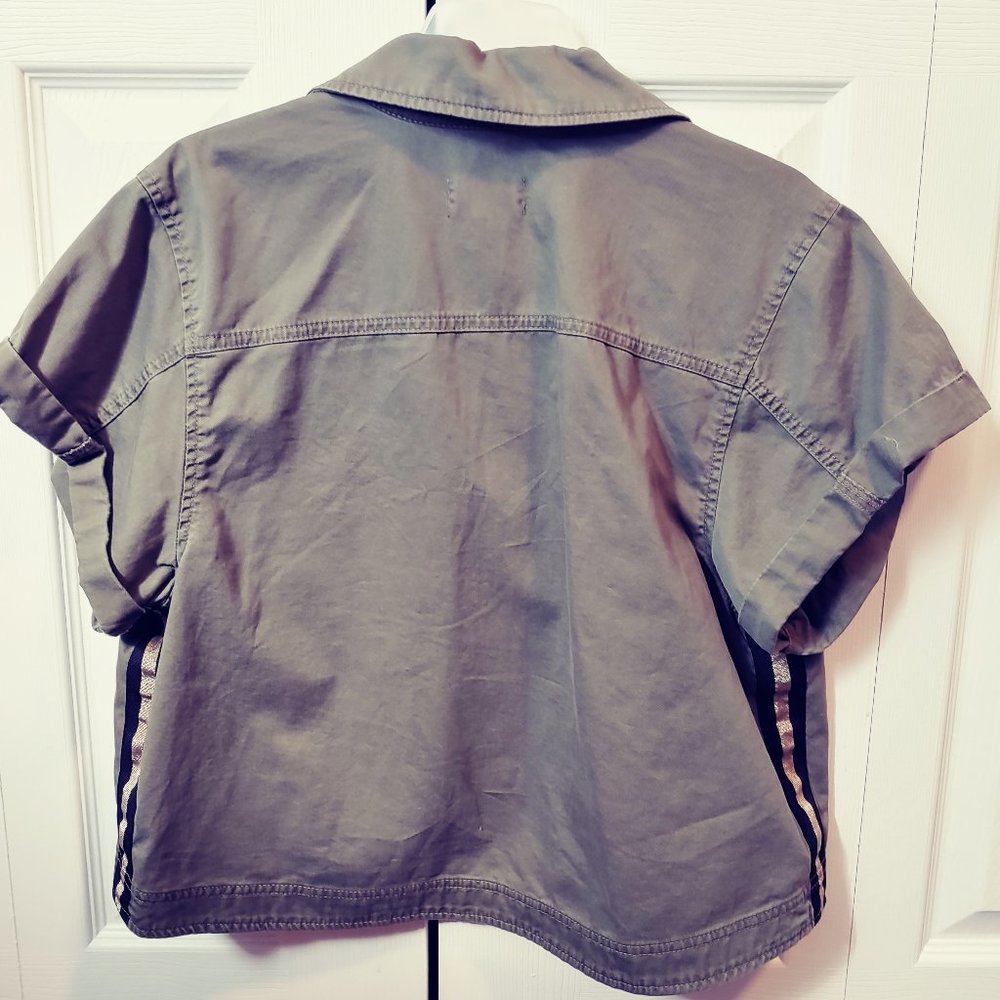 Cropped Jacket - Picture 2 of 3